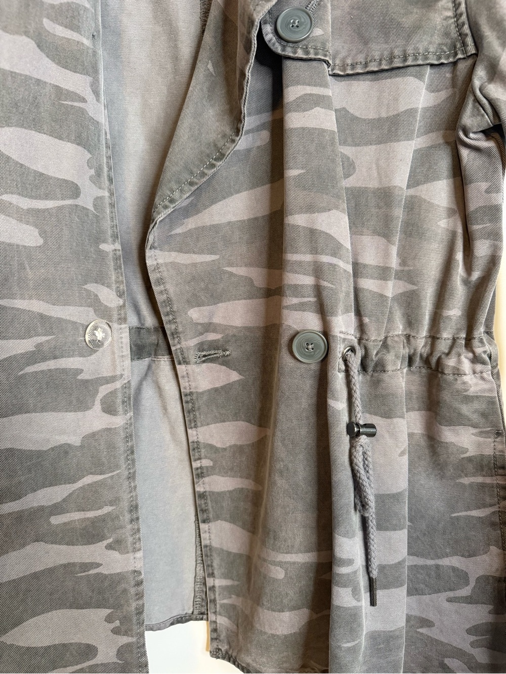 Lucky Brand Women's Camo-Printed Cropped Trench Coat Jacket, GUC - Picture 4 of 11